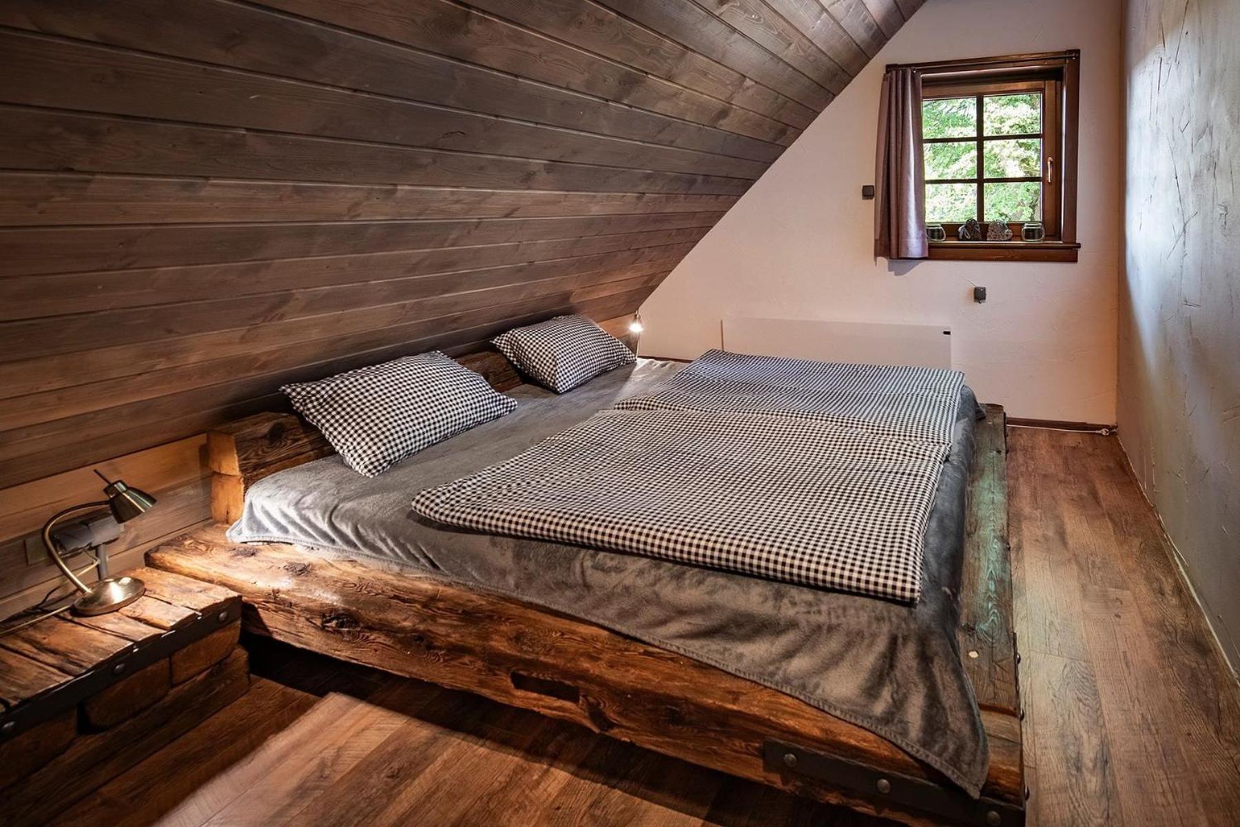 Drevenica Na Kraji Sveta Villa Osturna Ngoại thất bức ảnh